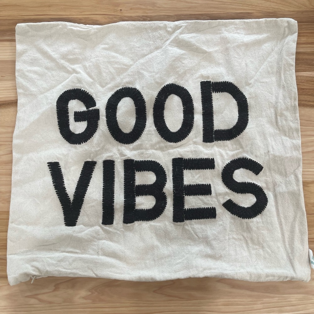 Good Vibes Pillow Case